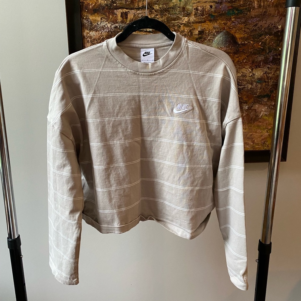 Taupe & white striped crew neck